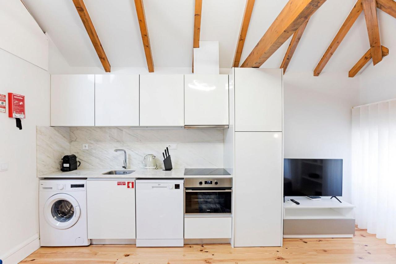 Modern Cativo Apartment By Lovelystay ポルト エクステリア 写真